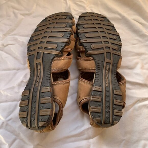 SKECHERS - Picture 2 of 3